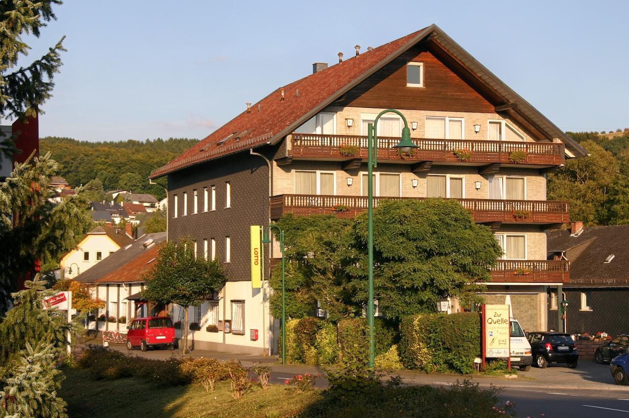 Gasthaus Zur Quelle Bad Marienberg Εξωτερικό φωτογραφία
