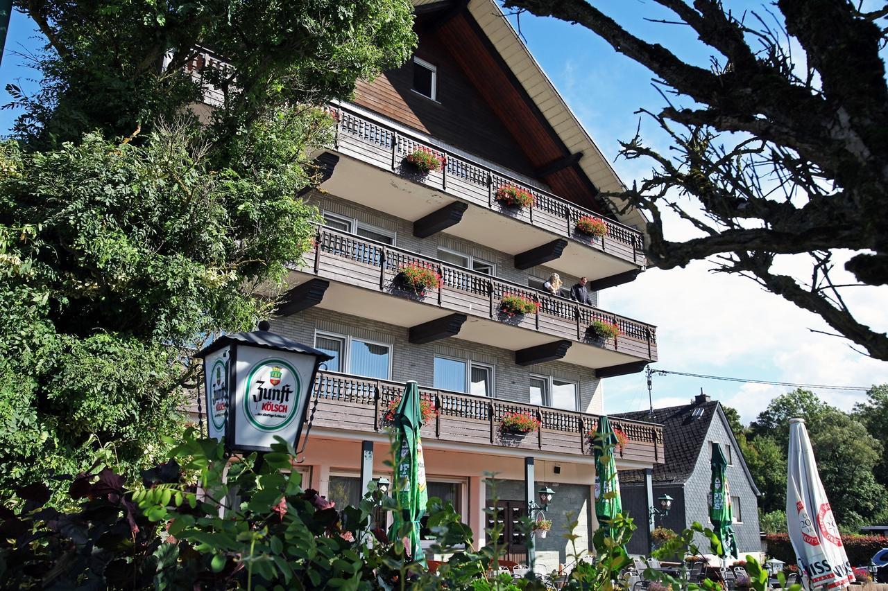 Gasthaus Zur Quelle Bad Marienberg Εξωτερικό φωτογραφία